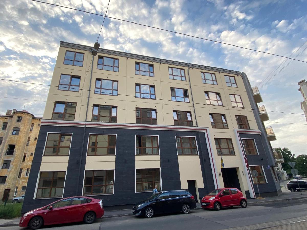 Pearl - New And Cosy Apartment Close To Center リガ エクステリア 写真