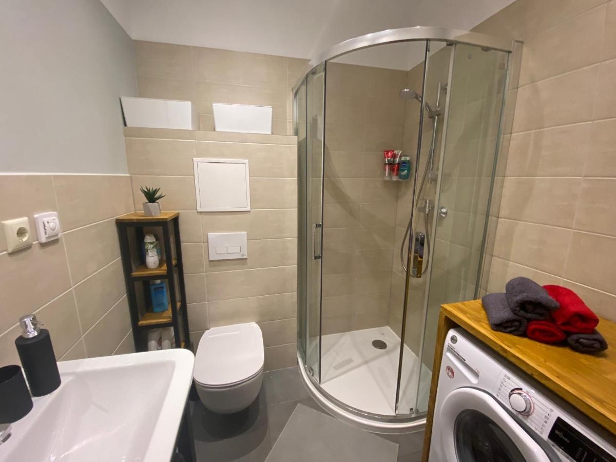 Pearl - New And Cosy Apartment Close To Center リガ エクステリア 写真