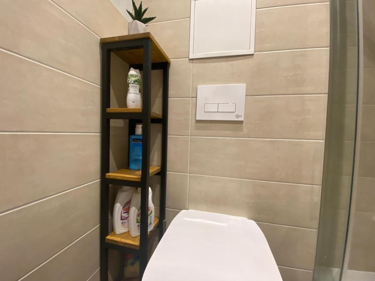 Pearl - New And Cosy Apartment Close To Center リガ エクステリア 写真